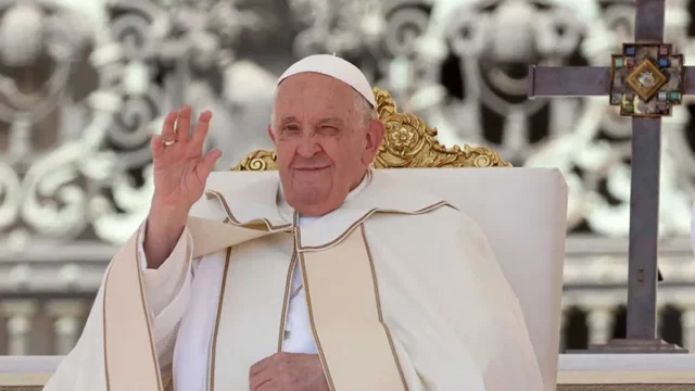 10 Influential Christian Leaders of the 21st Century: Criteria and Profiles