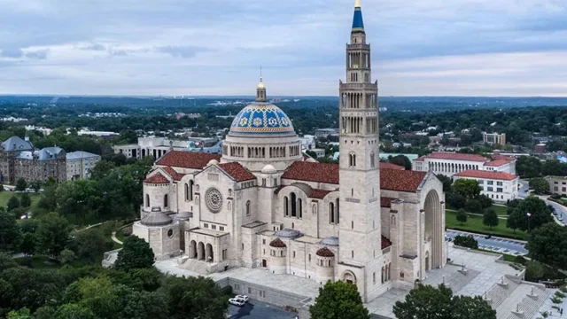 The Top 10 Largest Catholic Churches in the United States